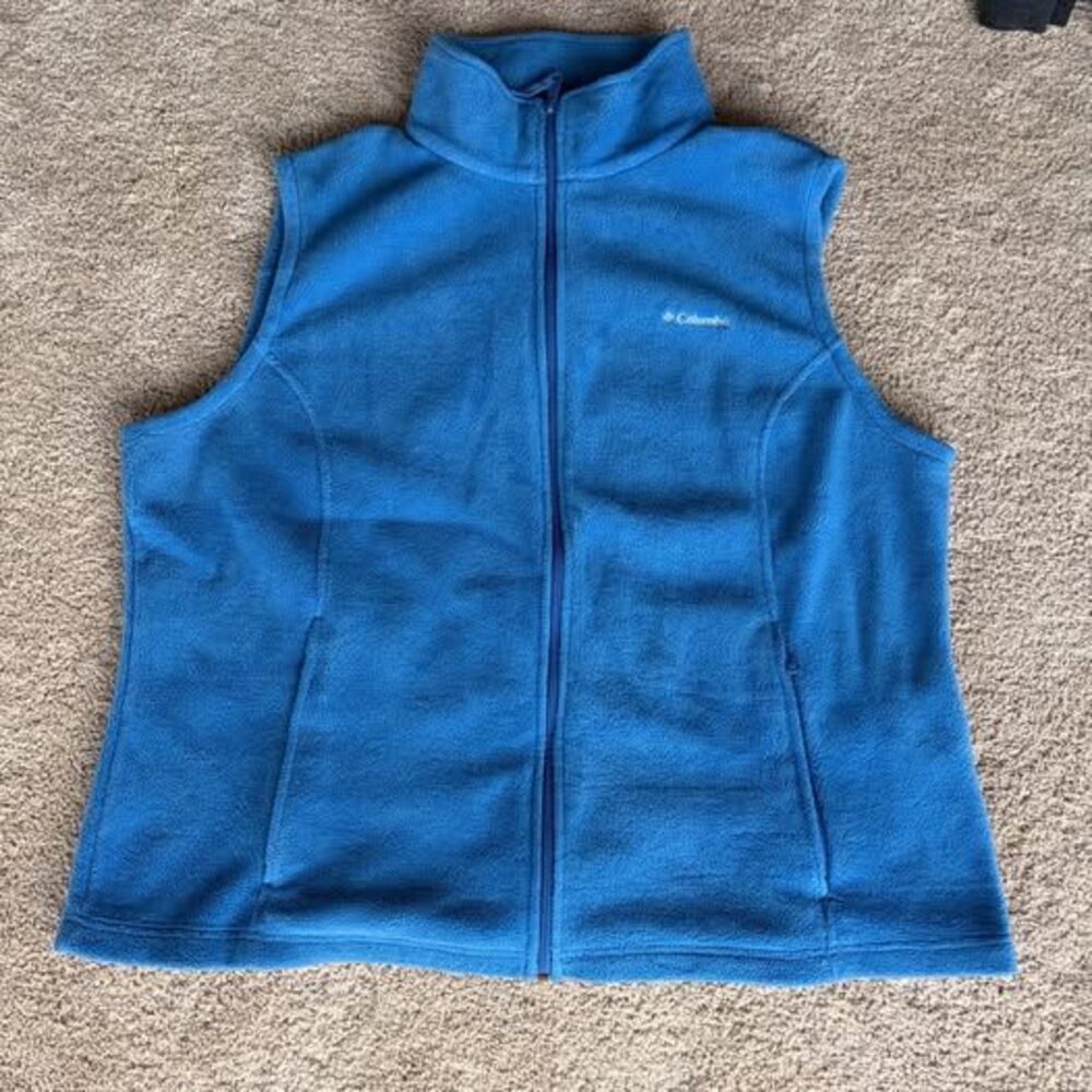 Women’s Columbia Vest Size 2X